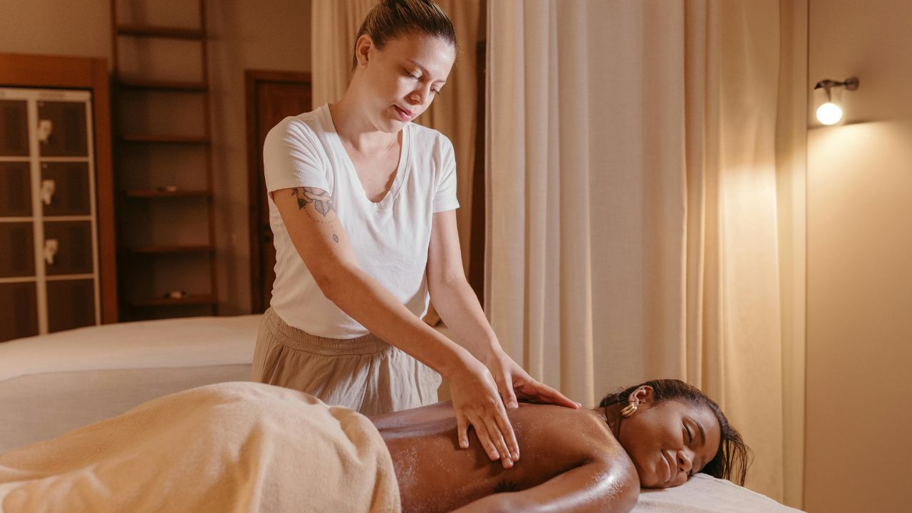 What Are the Key Health Benefits of Deep Tissue Massage?