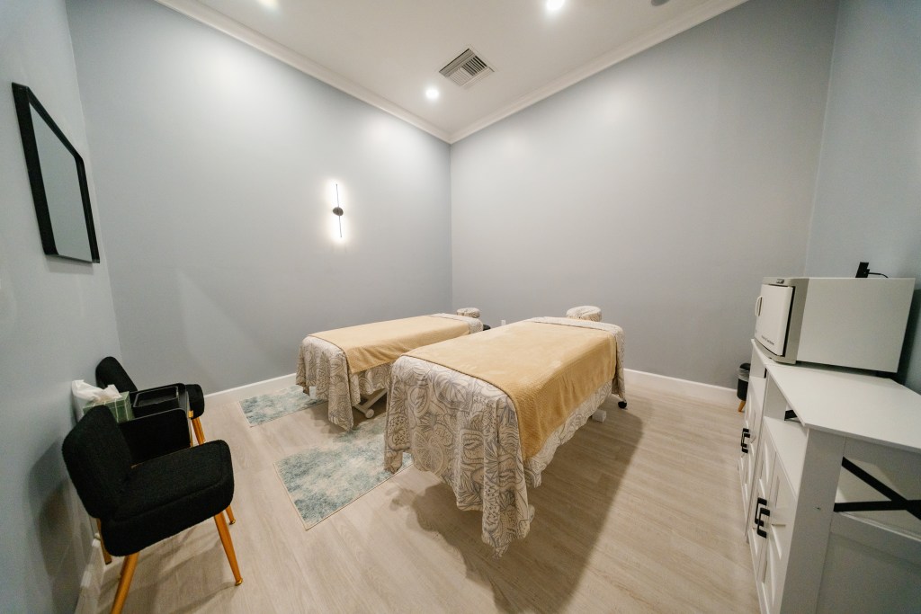 Discover Amazing Seasonal Spa Package Deals Today